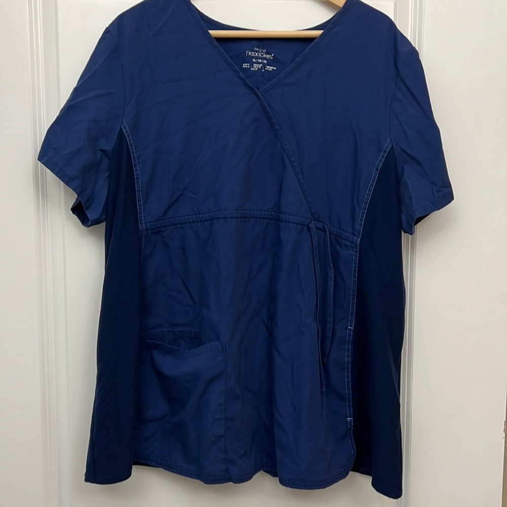 Cherokee flexibles scrub top